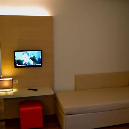 Colonne 3* סן ג'יואבאני רוטונדו