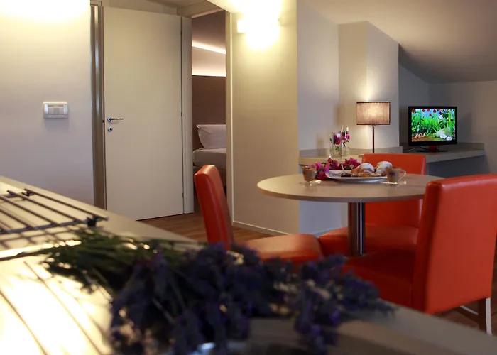 Colonne Отель Сан-Джованни-Ротондо